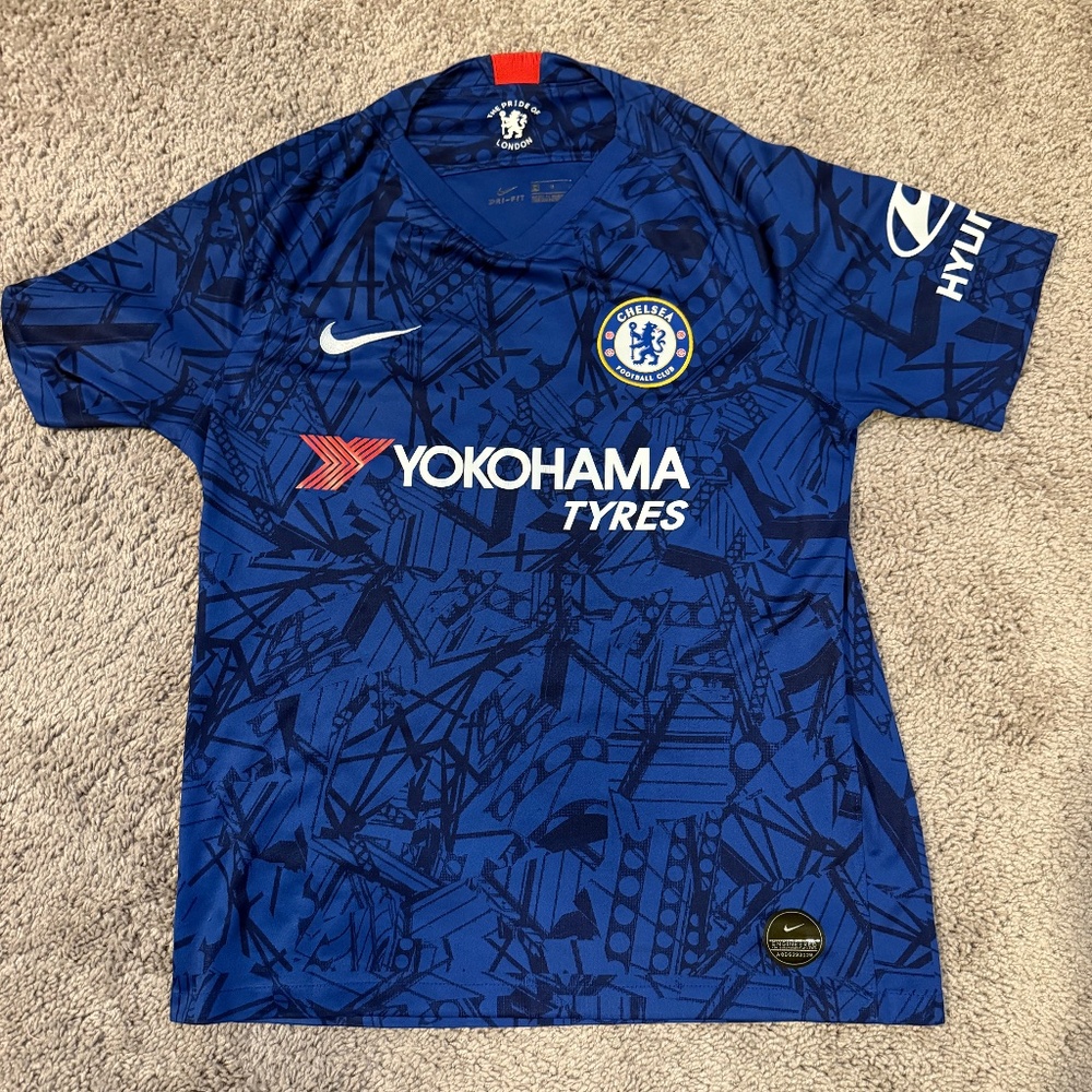Men’s Chelsea F.C. 19/20 Season Home Jersey Medium